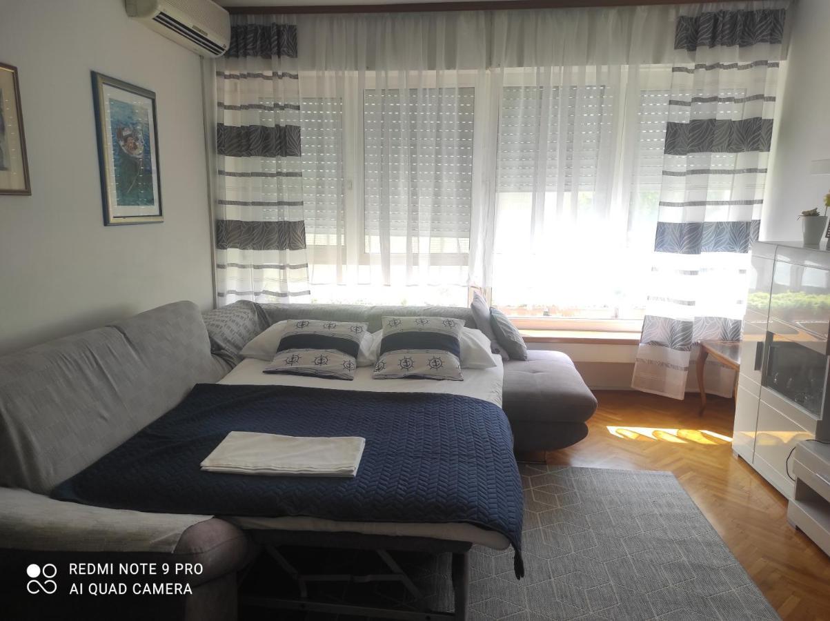 Apartman Seka Omiš Zewnętrze zdjęcie
