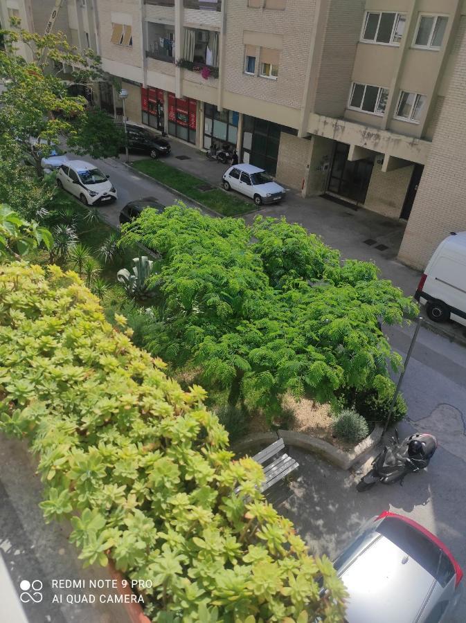 Apartman Seka Omiš Zewnętrze zdjęcie